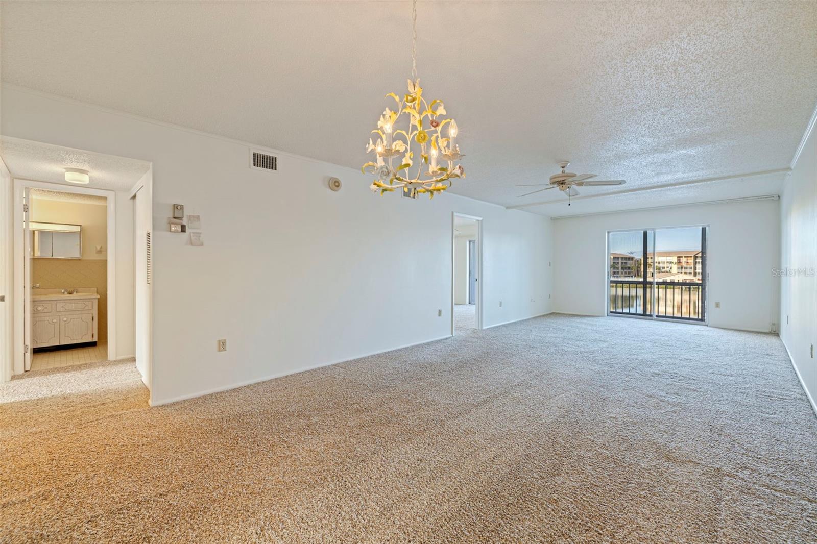 BAYSHORE ON THE LAKE APTS III SEC2 - Residential