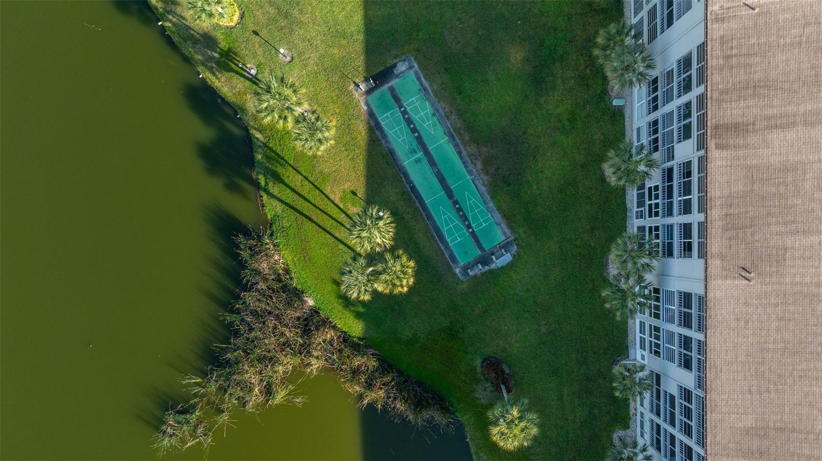 BAYSHORE ON THE LAKE APTS III SEC2 - Residential