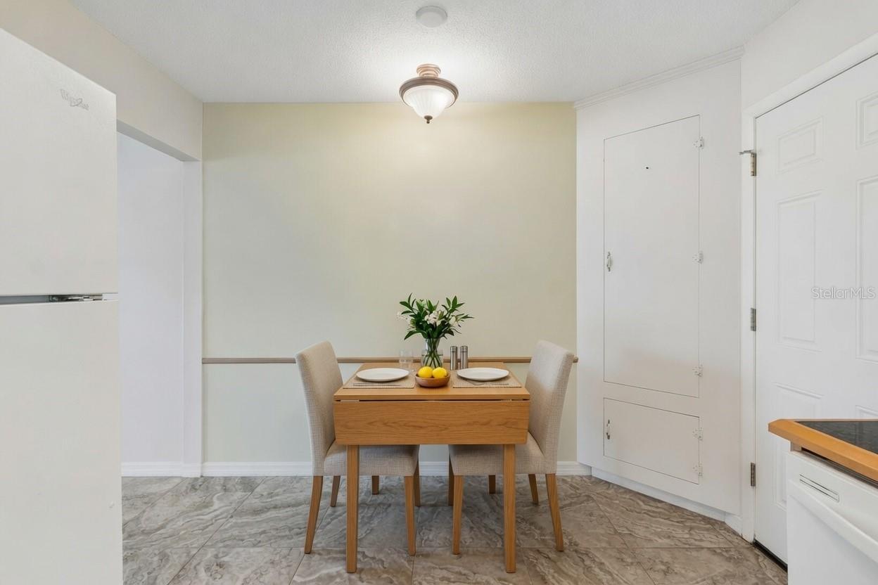PASADENA ESTATES - Residential Income