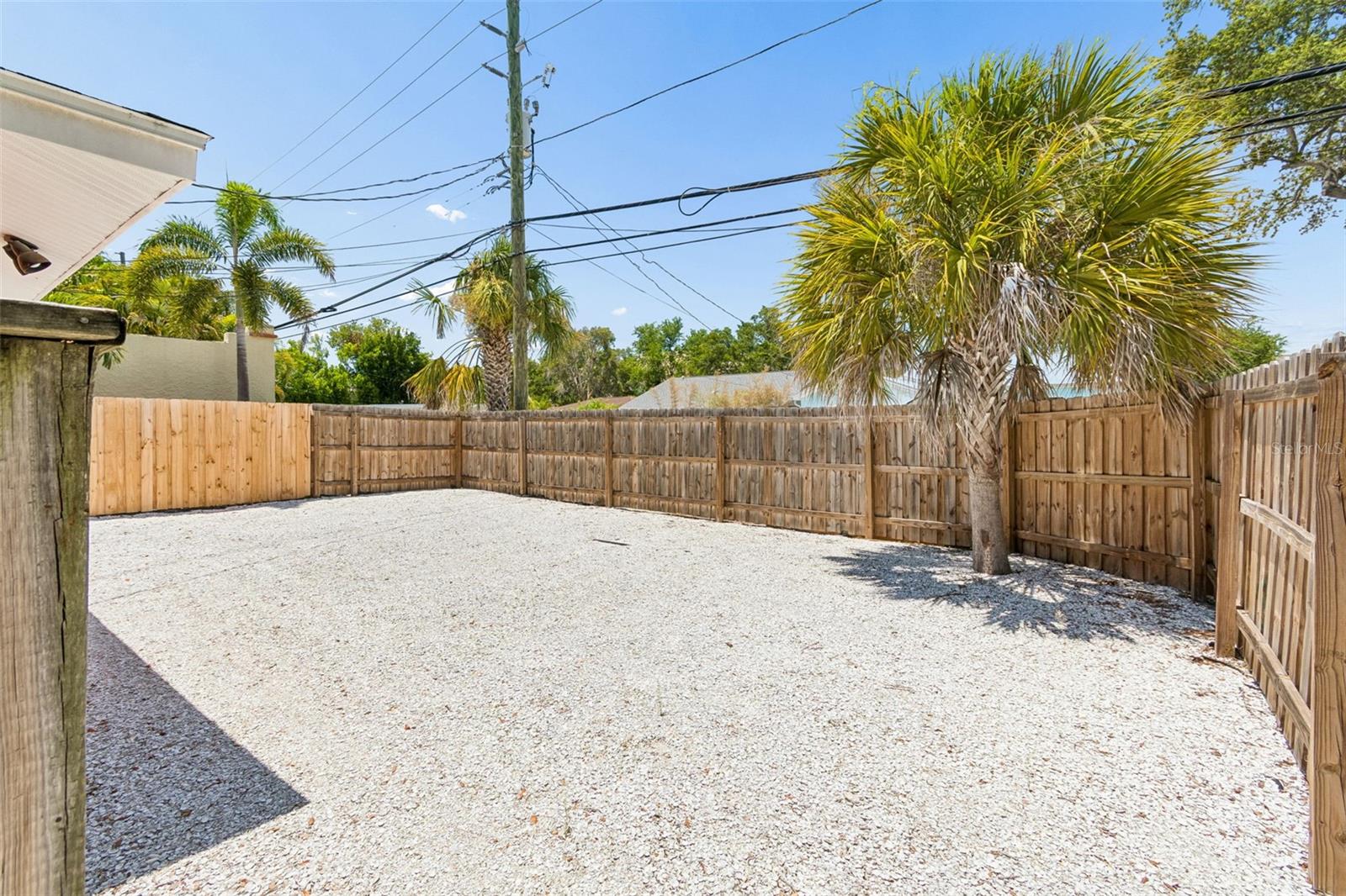 PASADENA ESTATES - Residential Income