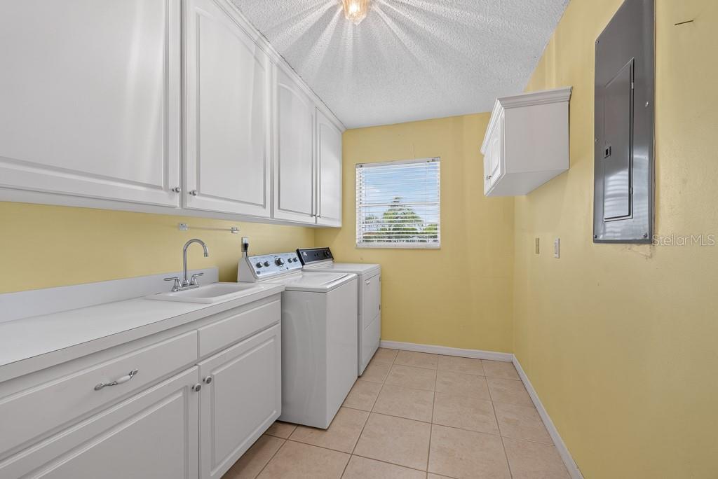SUN CITY CENTER UNIT 45 1ST AD - Residential