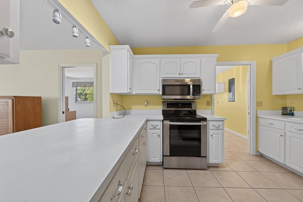 SUN CITY CENTER UNIT 45 1ST AD - Residential