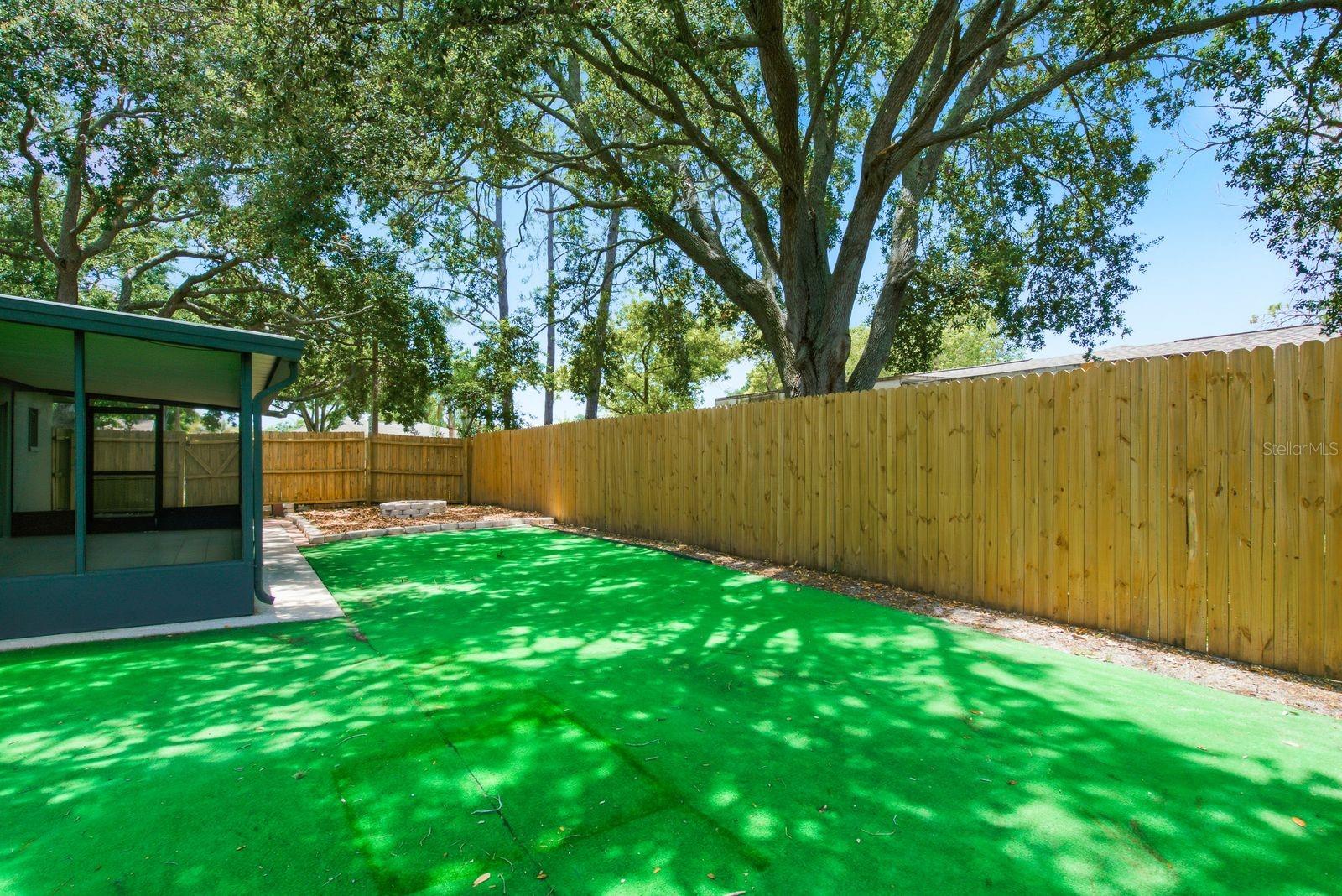HARBOR PALMS UNIT ELEVEN LOT 451 - Residential