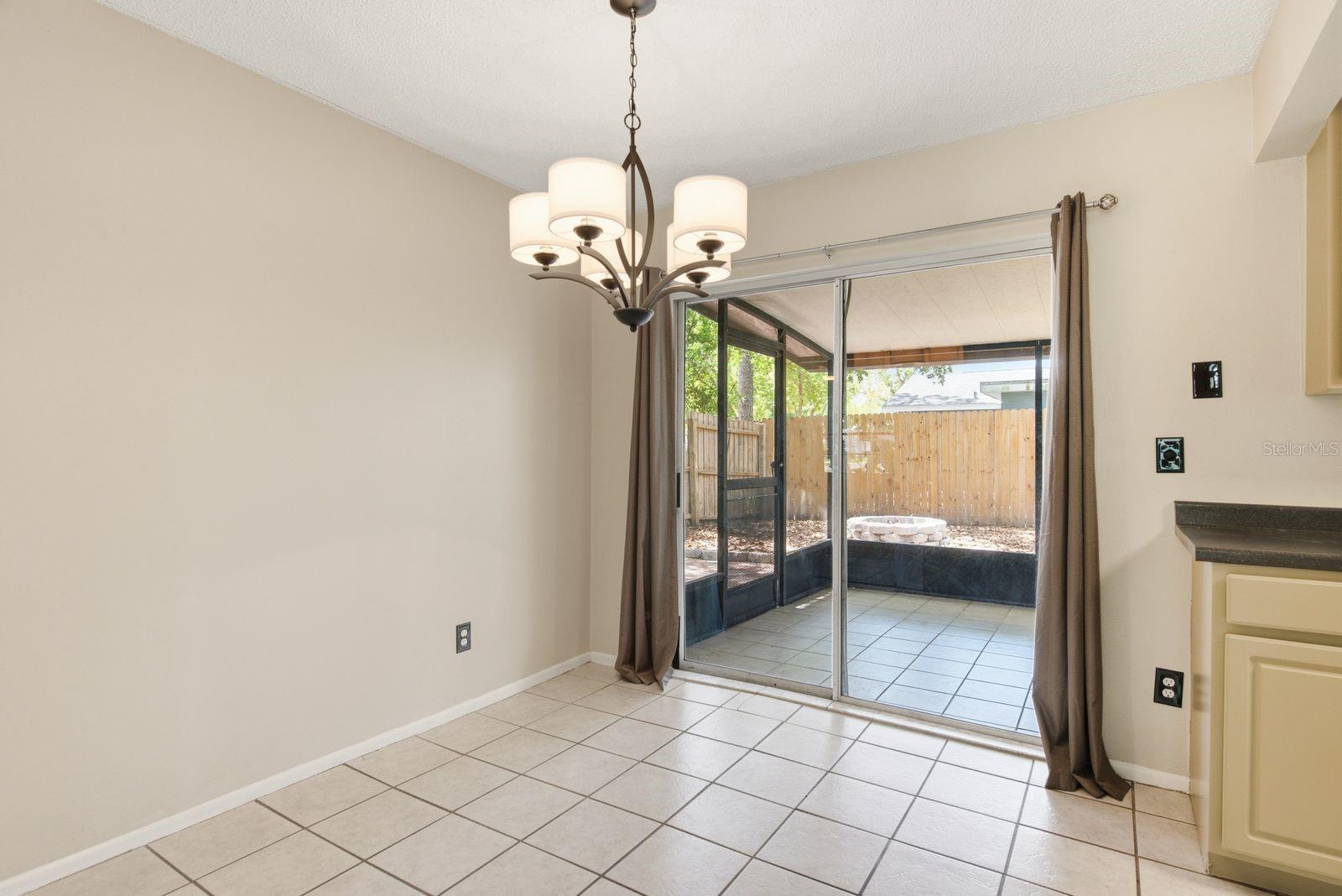 HARBOR PALMS UNIT ELEVEN LOT 451 - Residential