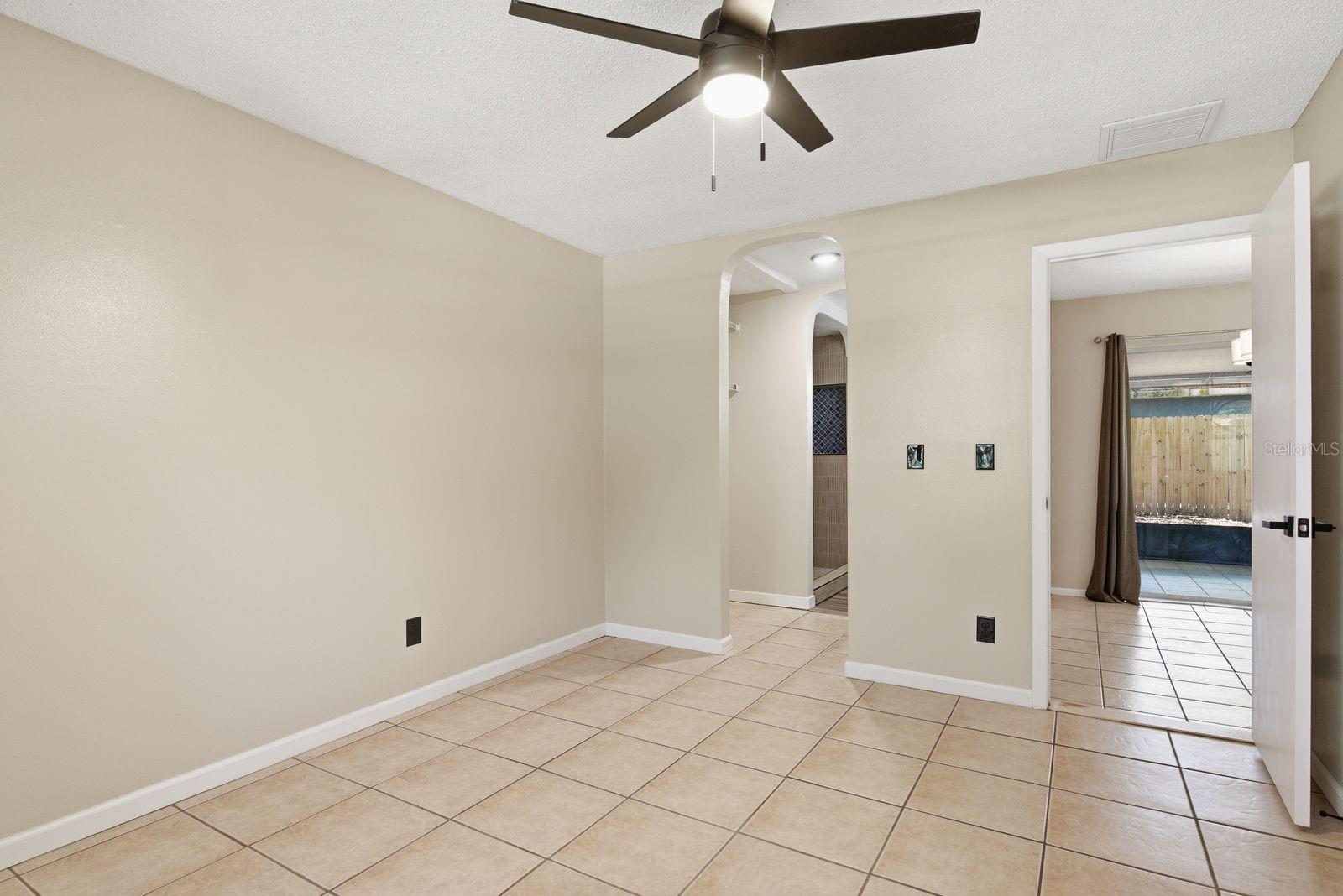 HARBOR PALMS UNIT ELEVEN LOT 451 - Residential