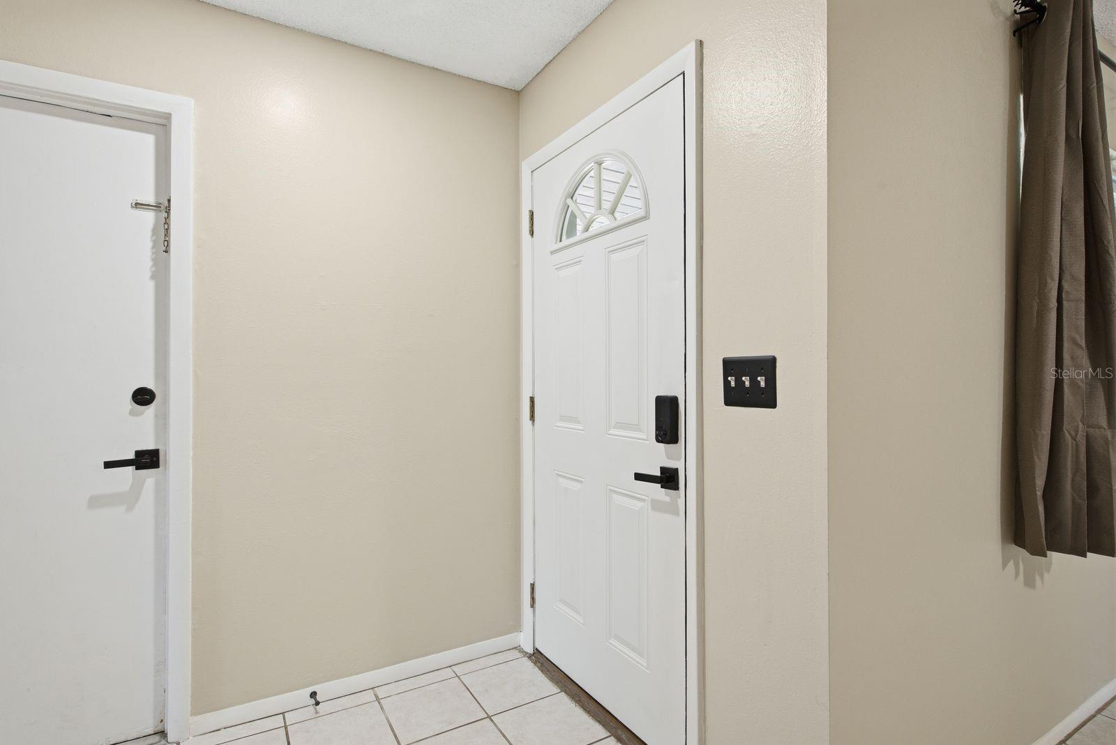 HARBOR PALMS UNIT ELEVEN LOT 451 - Residential