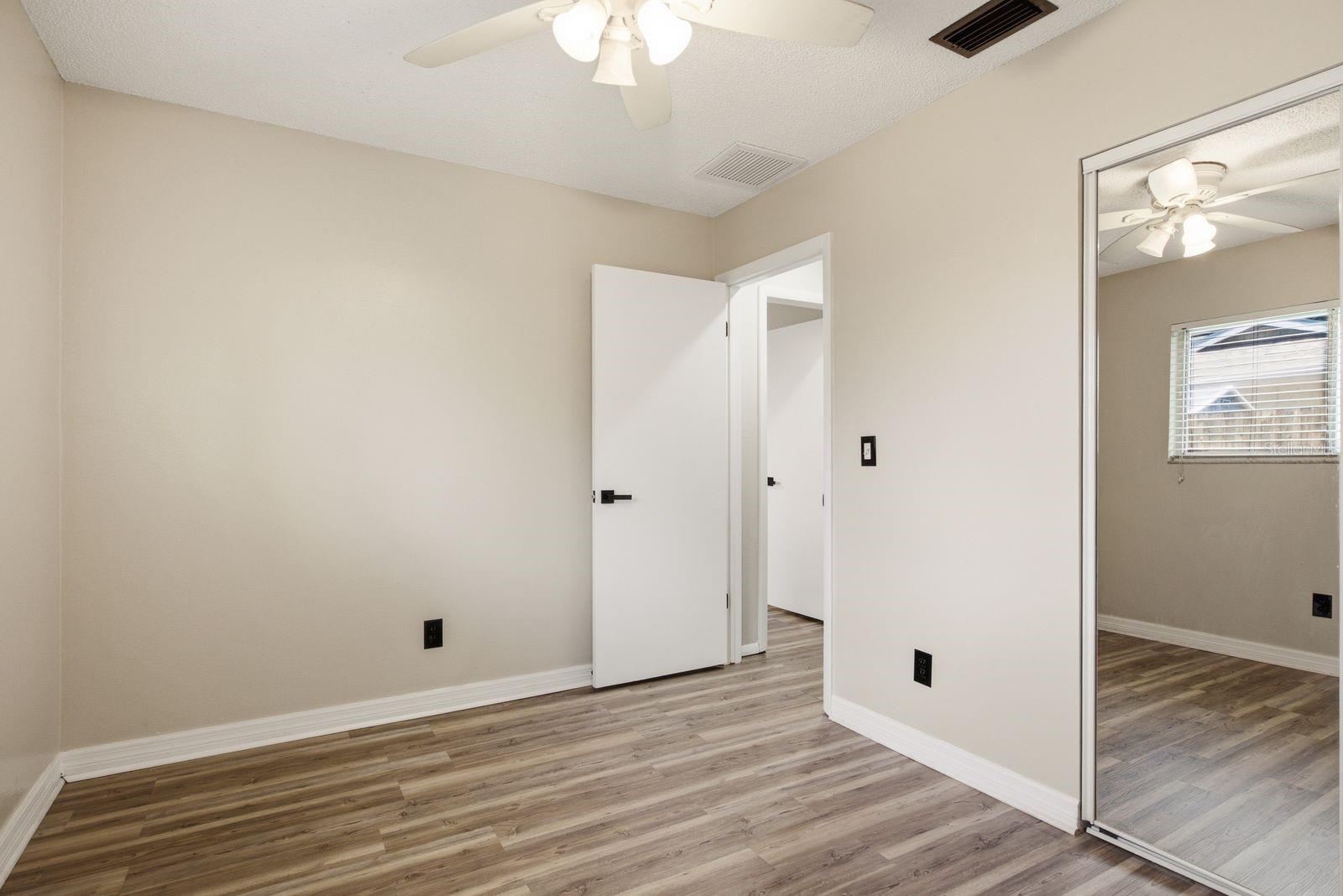HARBOR PALMS UNIT ELEVEN LOT 451 - Residential