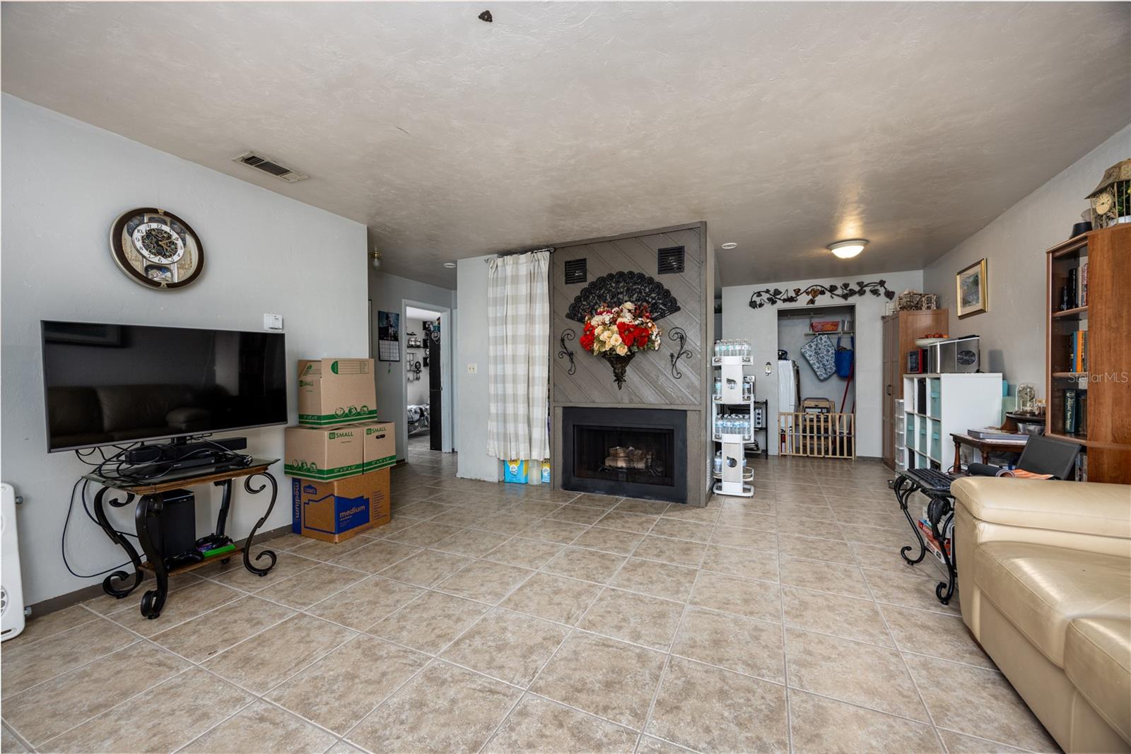 PHOENIX SUB PH II NAPIER GRT - Residential Income