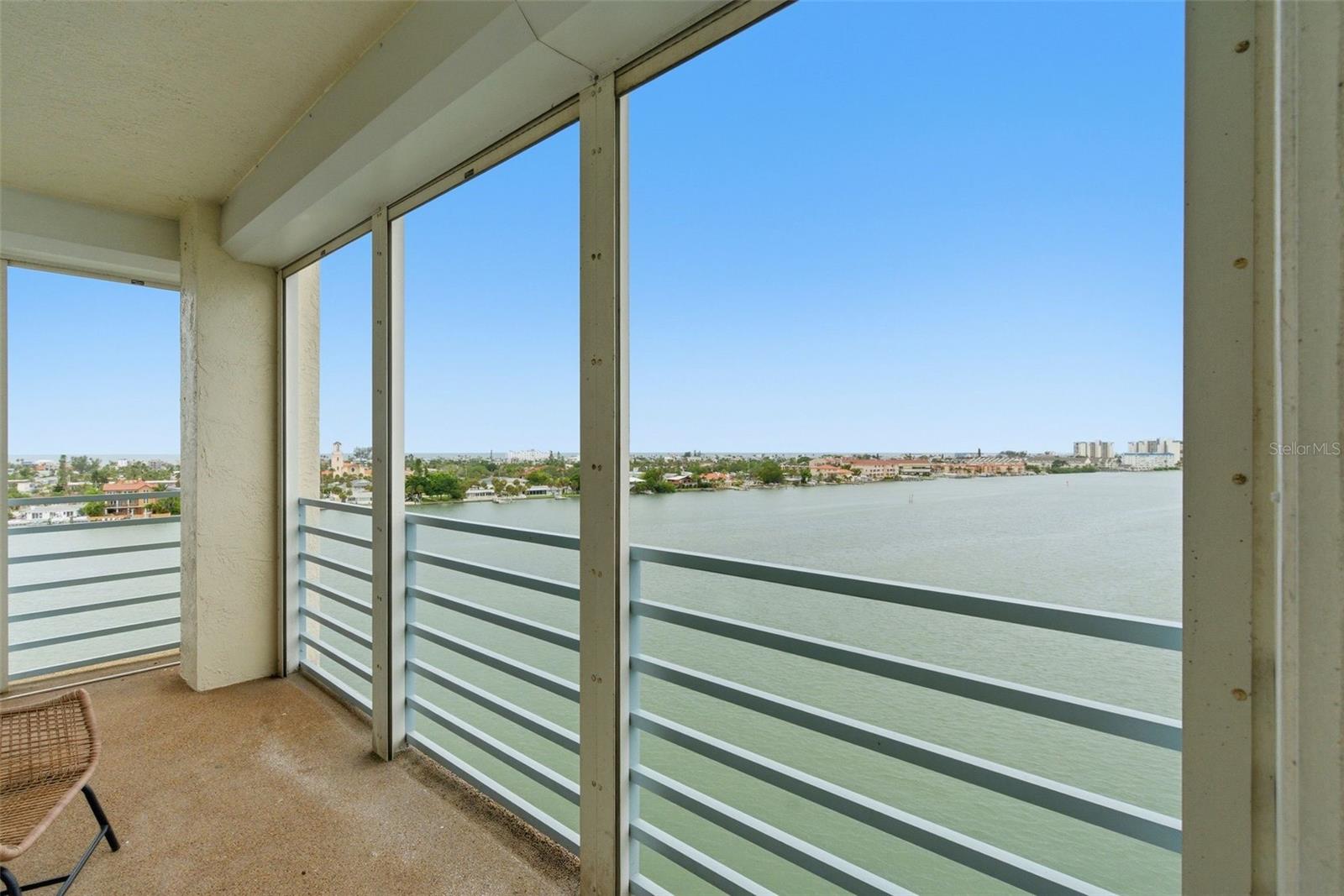 HARBOURSIDE CONDO - Residential