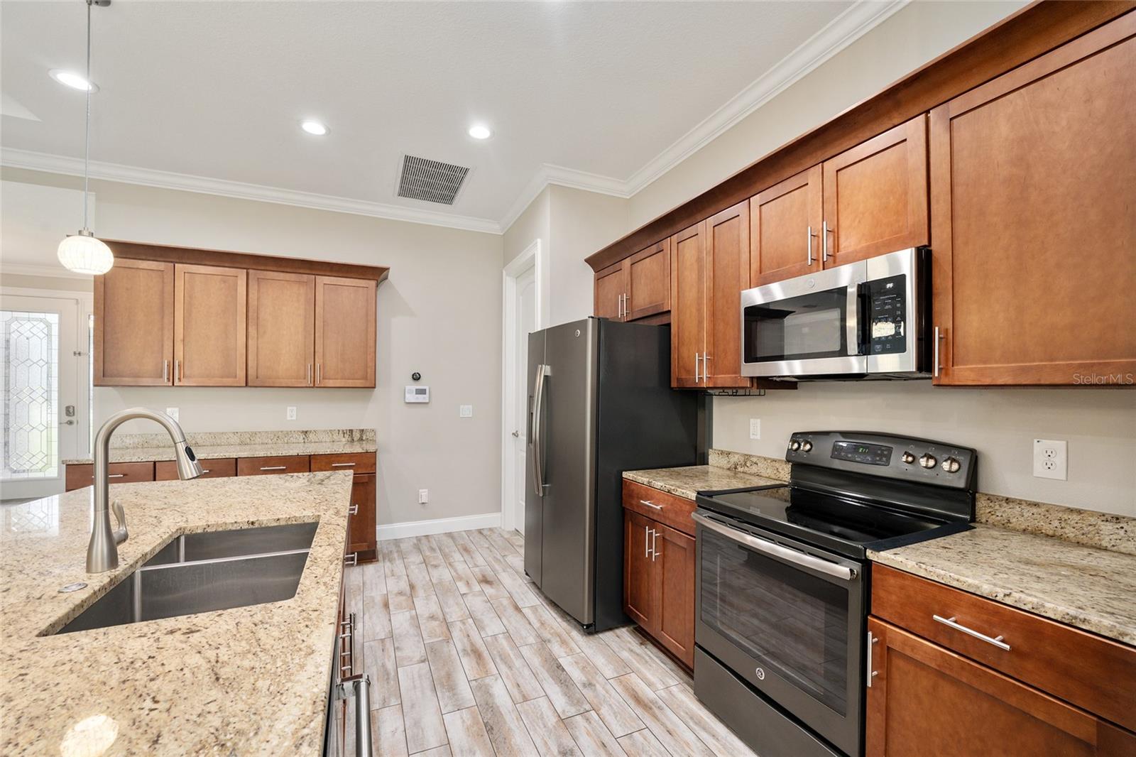 KINGSLAND COUNTRY ESTATE - Residential