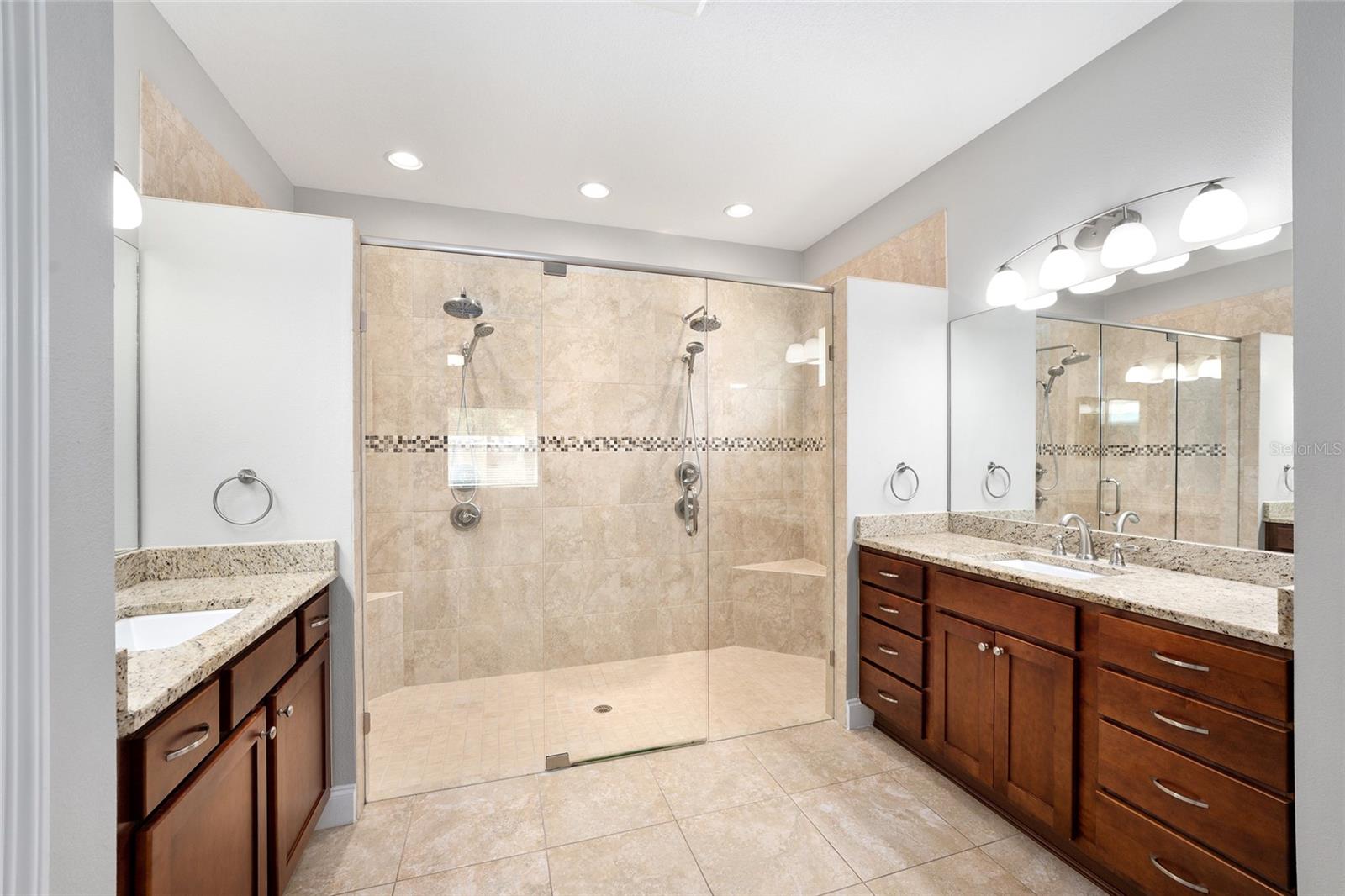 KINGSLAND COUNTRY ESTATE - Residential