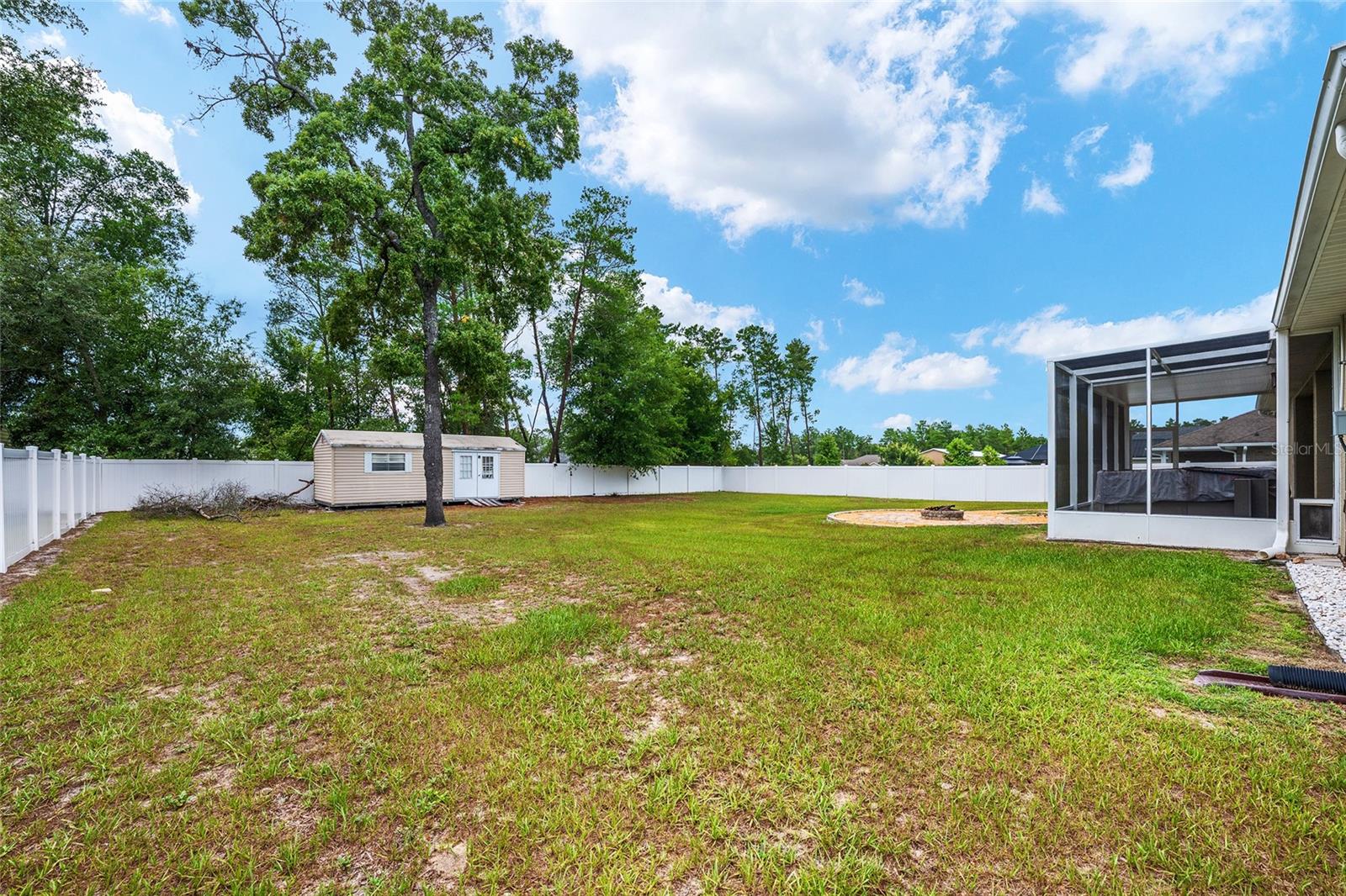 KINGSLAND COUNTRY ESTATE - Residential