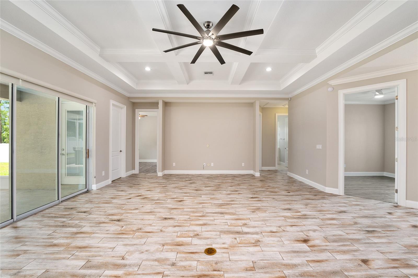 KINGSLAND COUNTRY ESTATE - Residential