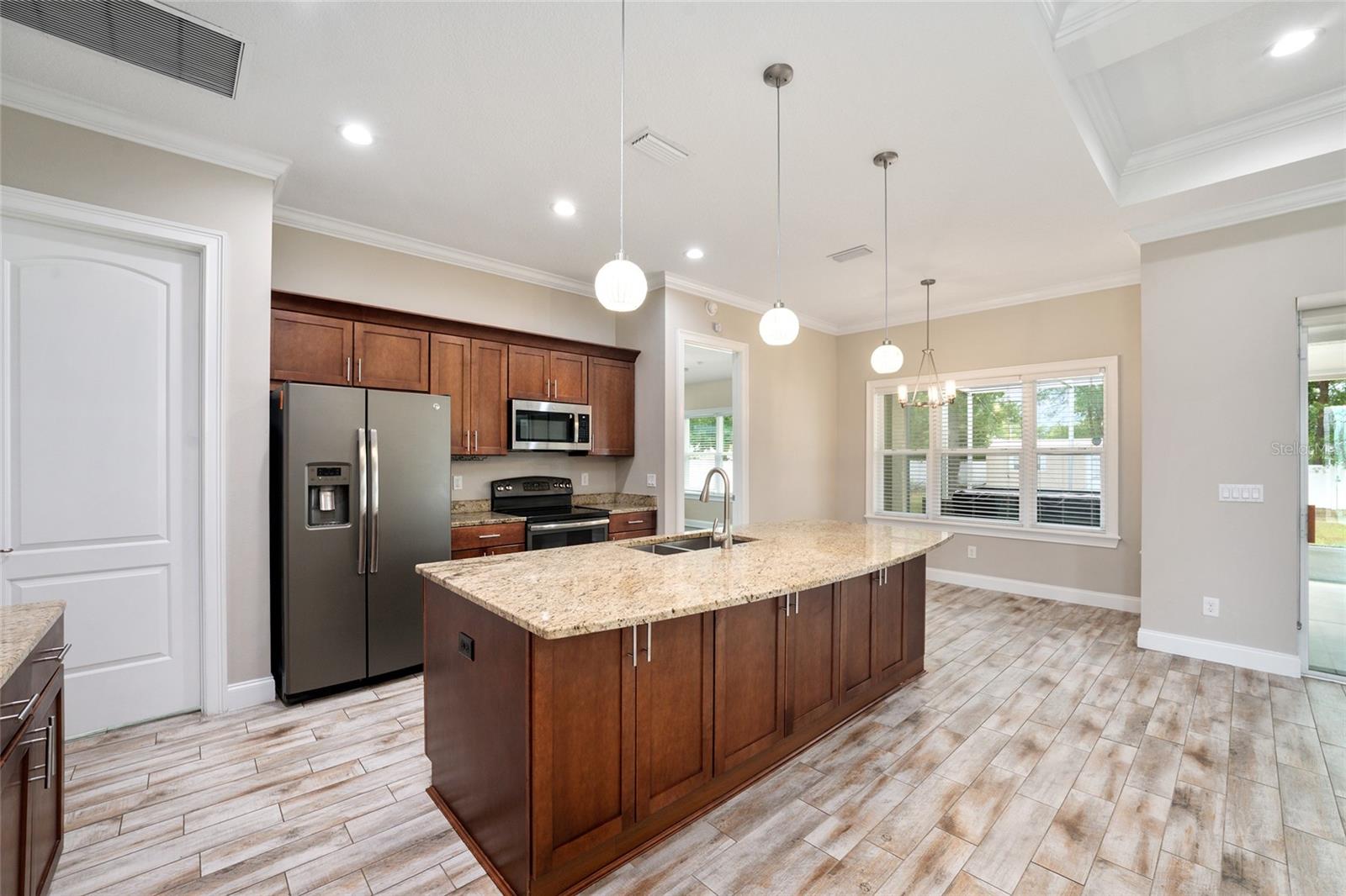 KINGSLAND COUNTRY ESTATE - Residential