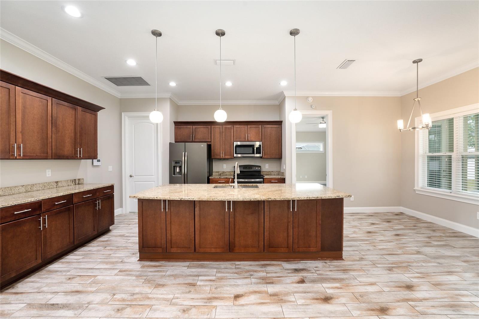 KINGSLAND COUNTRY ESTATE - Residential
