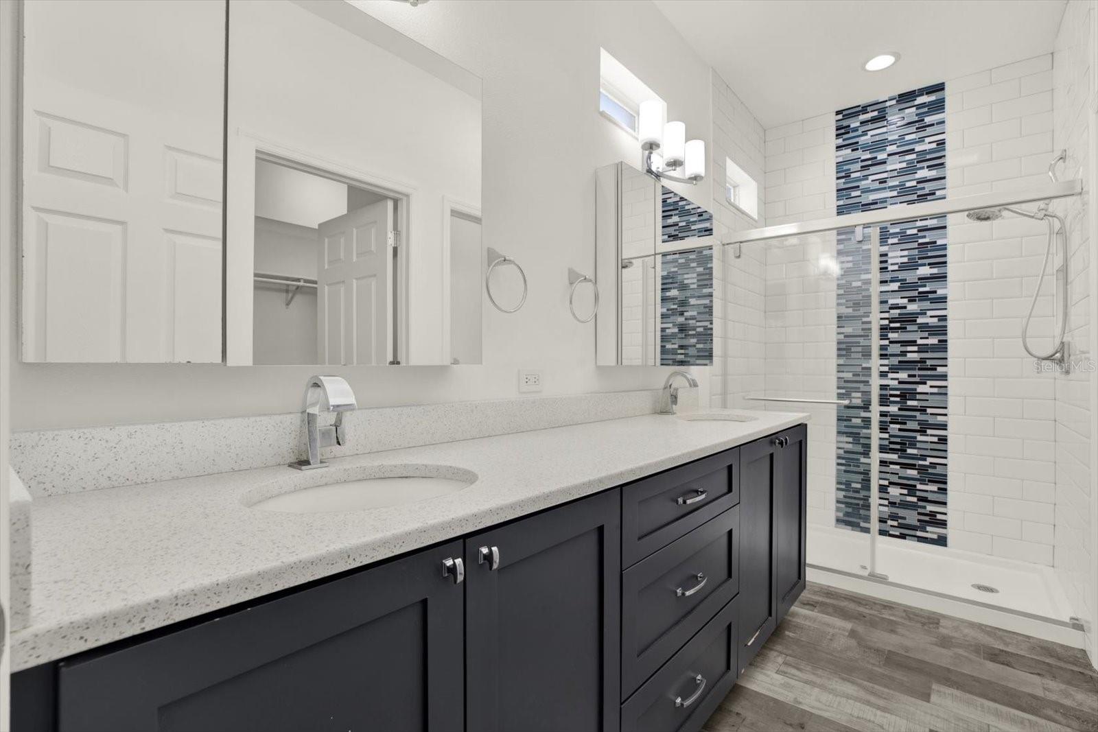 GROVES PHASE IV - Residential