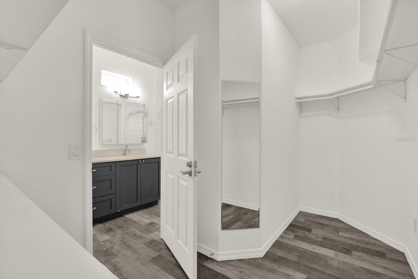 GROVES PHASE IV - Residential