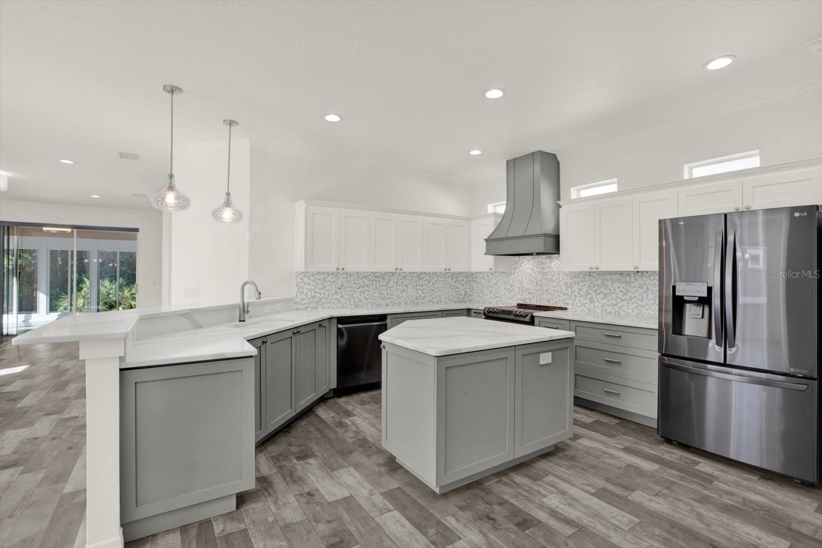 GROVES PHASE IV - Residential