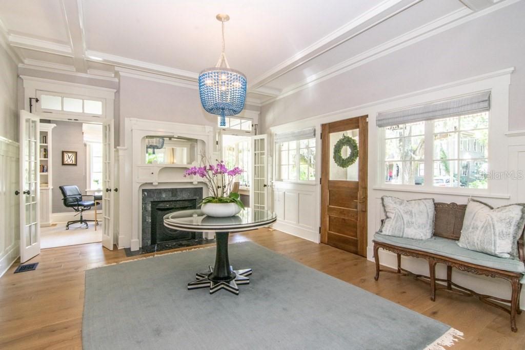 HYDE PARK WEST - Residential