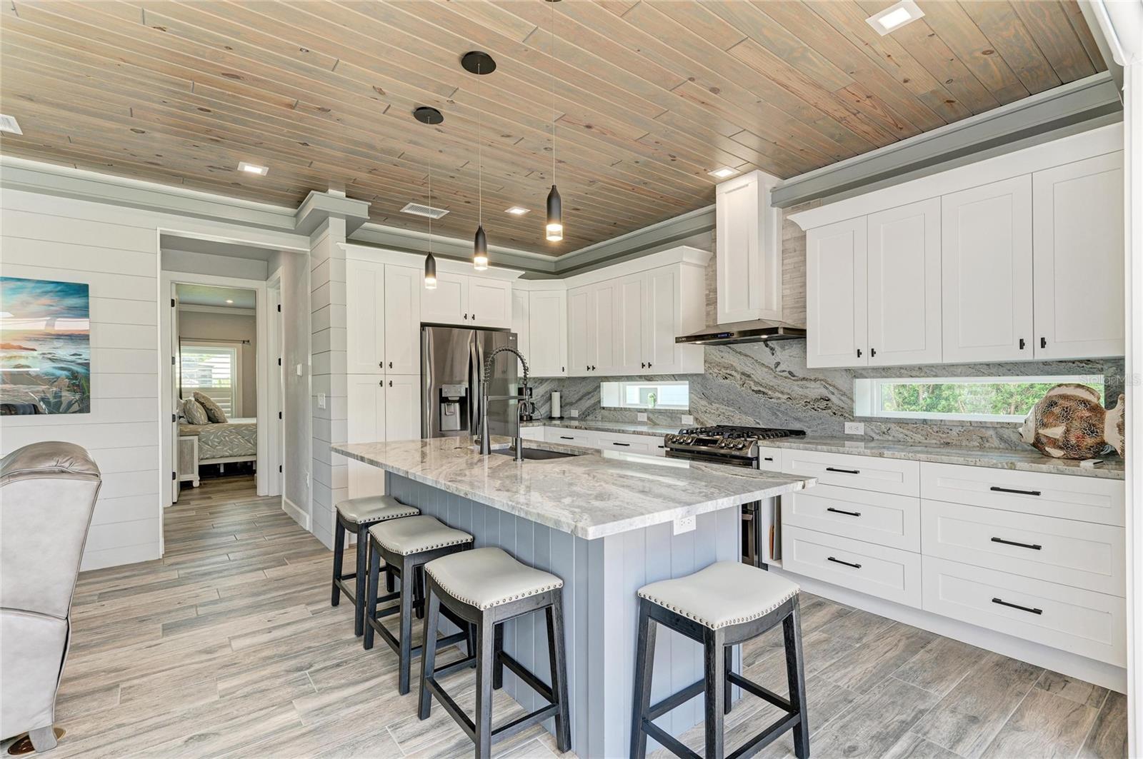 THORNTON CRK MOTORCOACH RESIDENCE - Residential