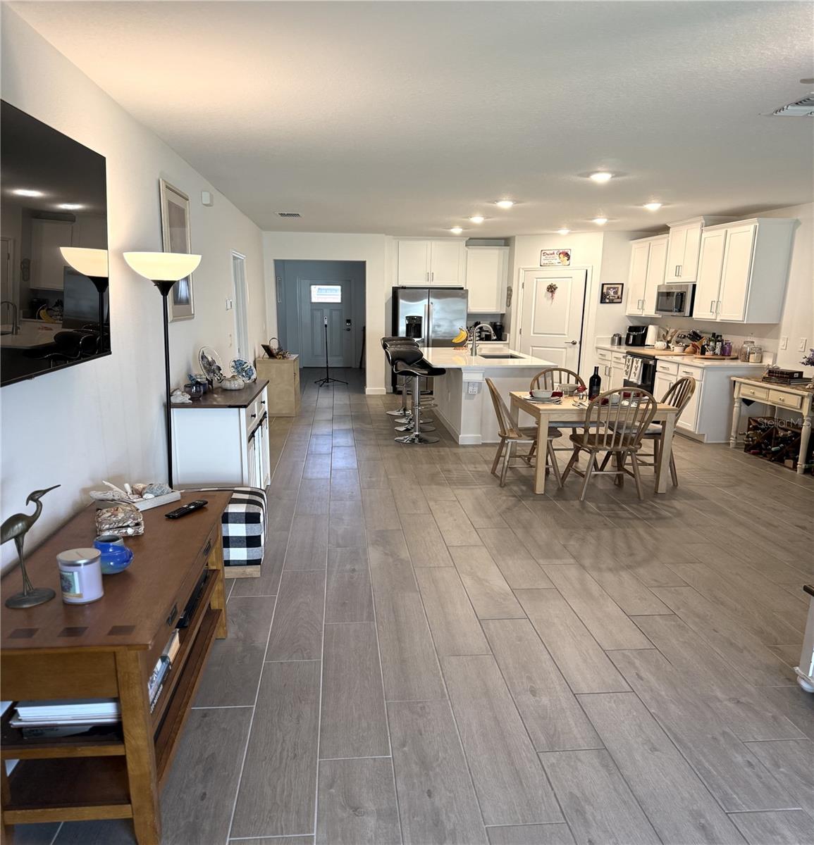 ANGELINE PH 1E - Residential