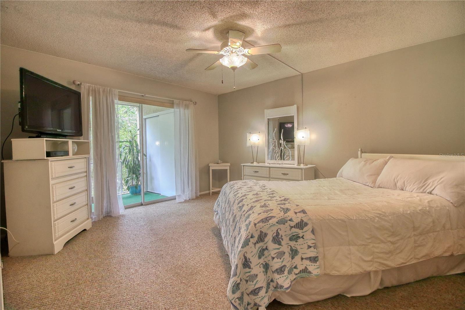 BAYSHORE ON THE LAKE APTS II SEC 3 - Residential