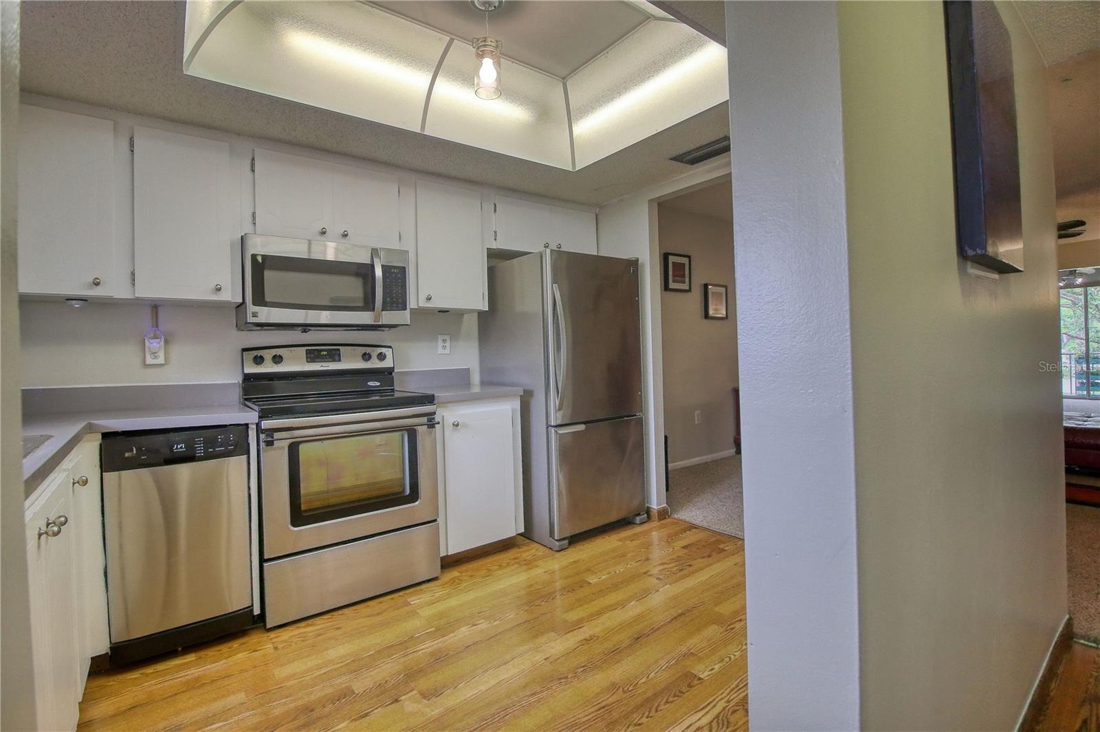BAYSHORE ON THE LAKE APTS II SEC 3 - Residential