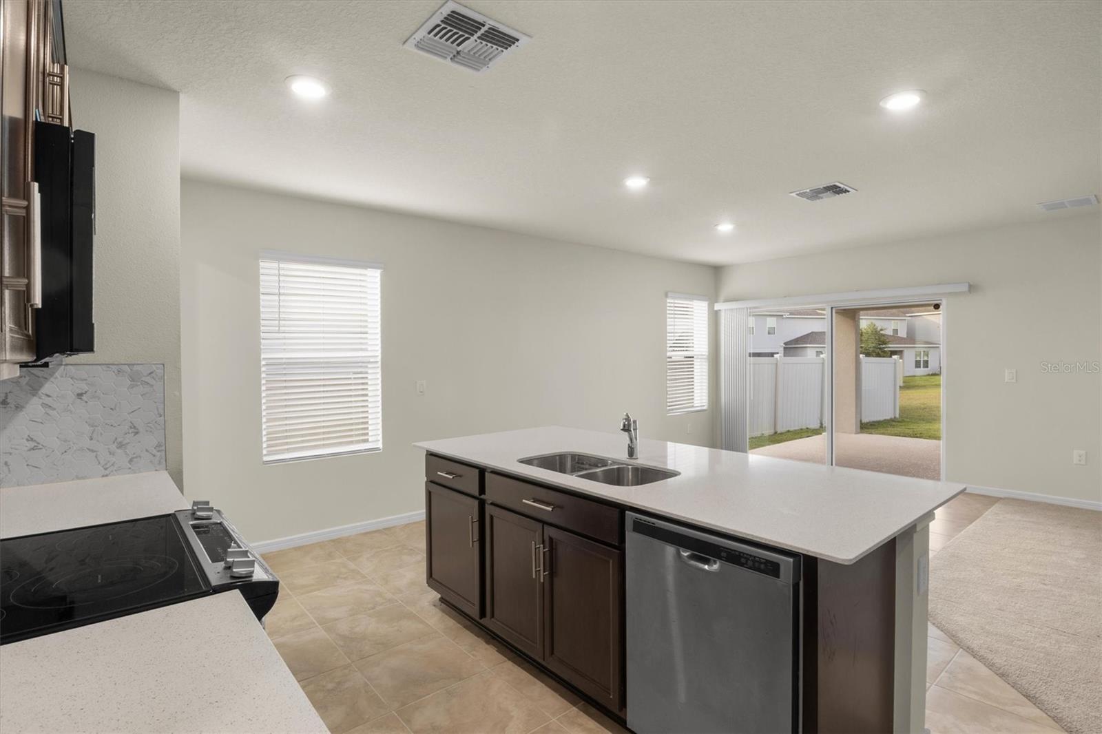 RIDGEVIEW PH 1 - Residential