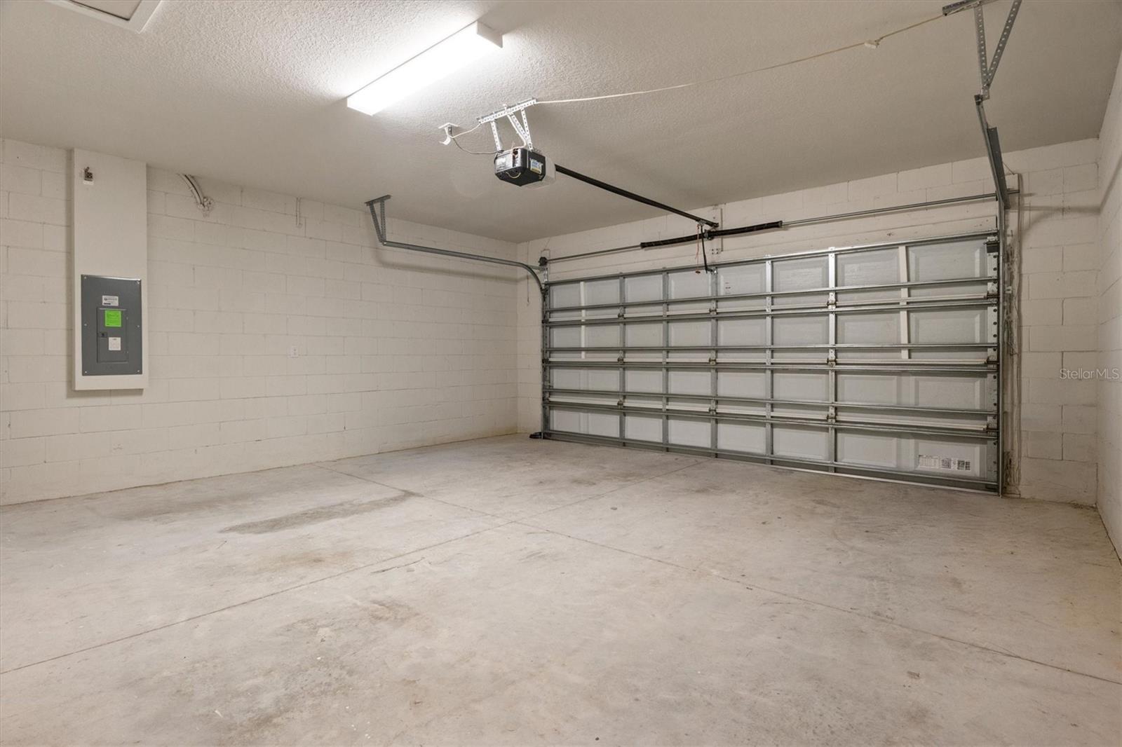 RIDGEVIEW PH 1 - Residential