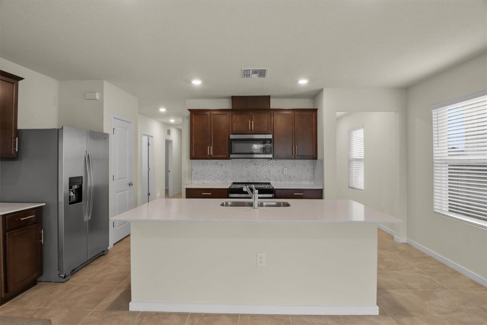 RIDGEVIEW PH 1 - Residential