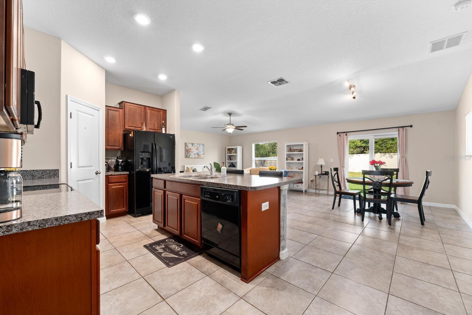 DOVER RIDGE - Residential