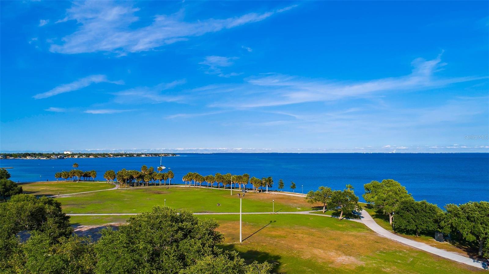 VINOY PLACE CONDO - Residential