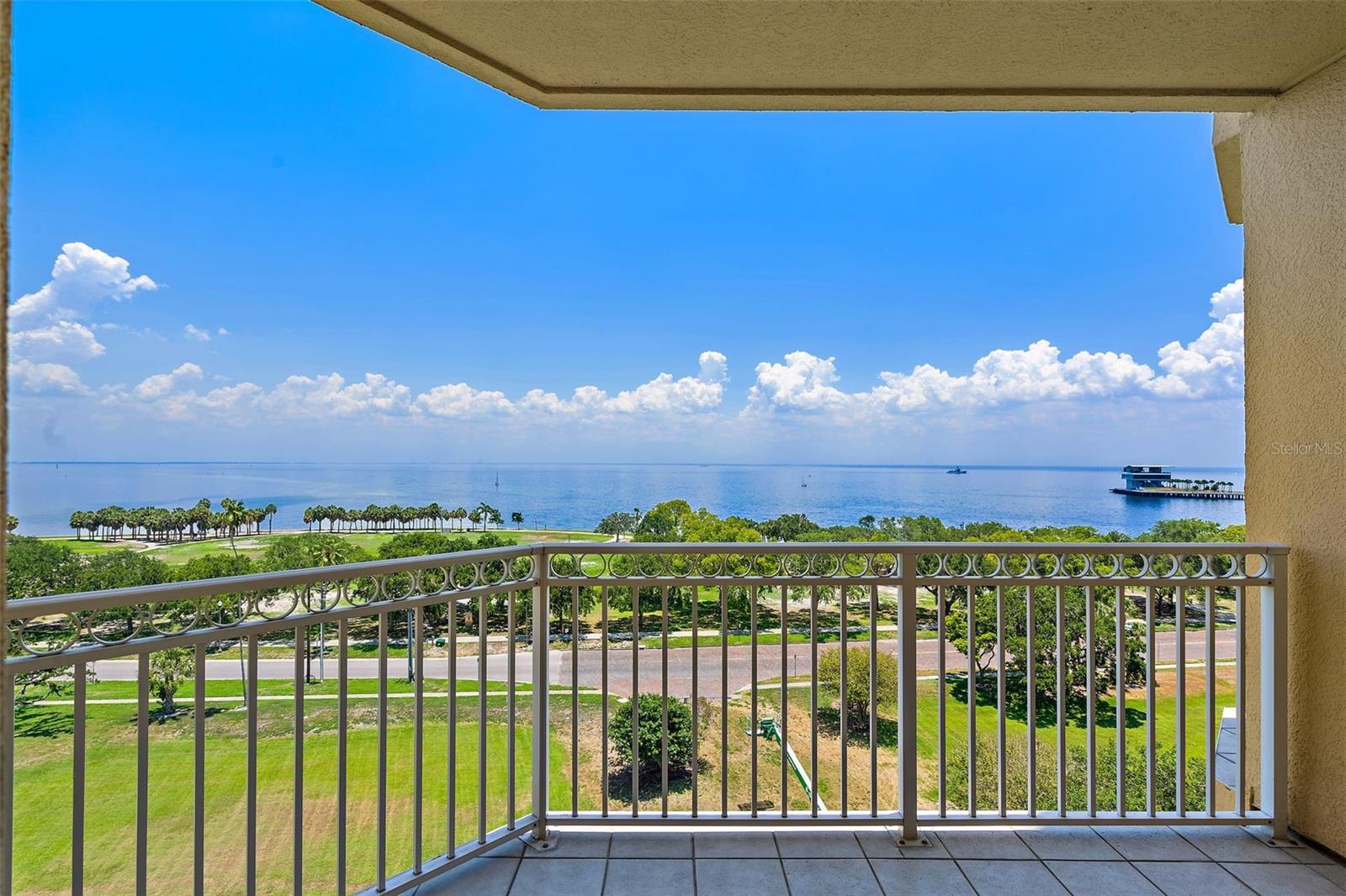 VINOY PLACE CONDO - Residential