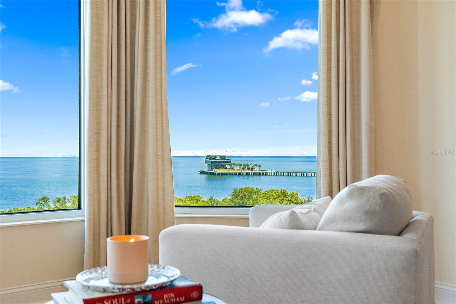 VINOY PLACE CONDO - Residential