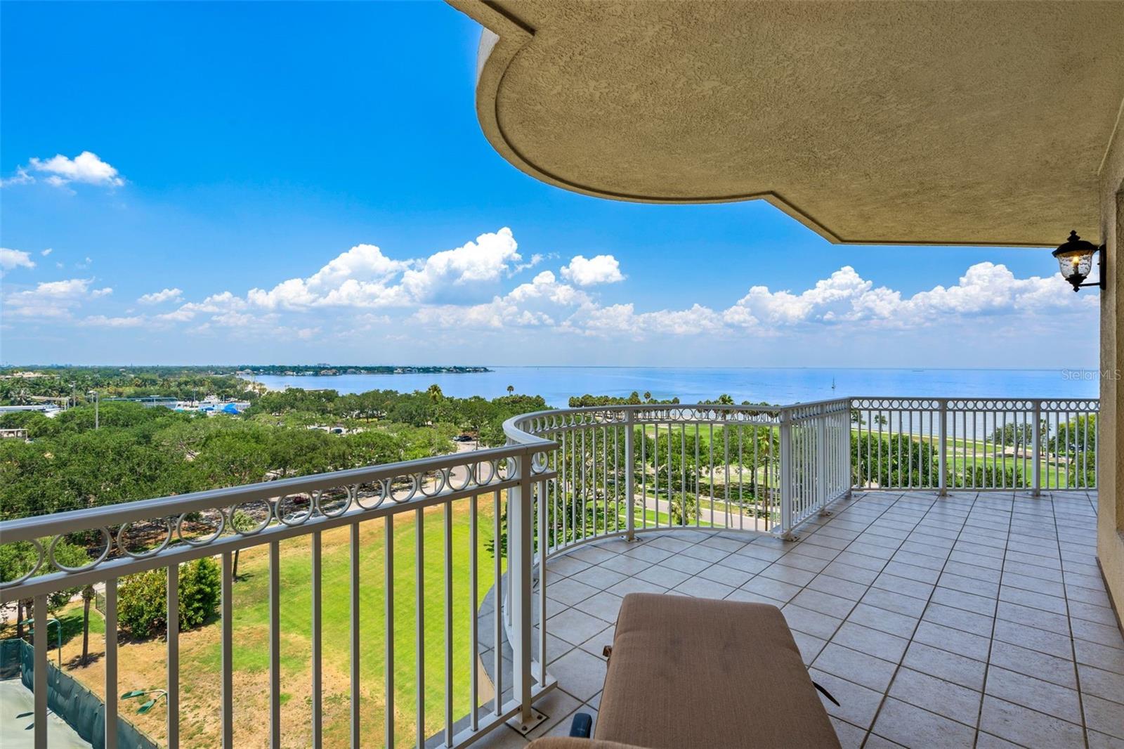 VINOY PLACE CONDO - Residential