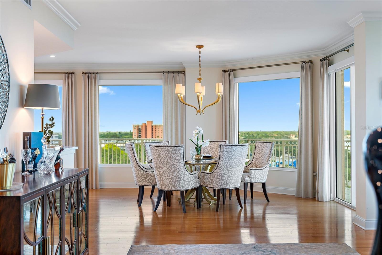 VINOY PLACE CONDO - Residential