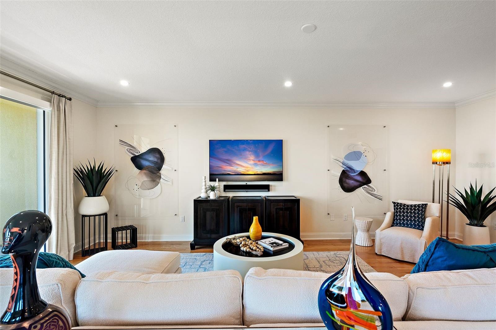 VINOY PLACE CONDO - Residential