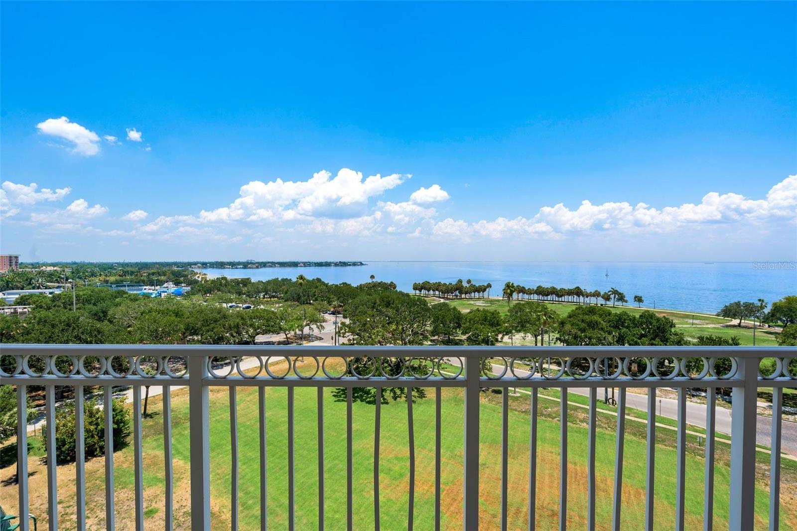 VINOY PLACE CONDO - Residential