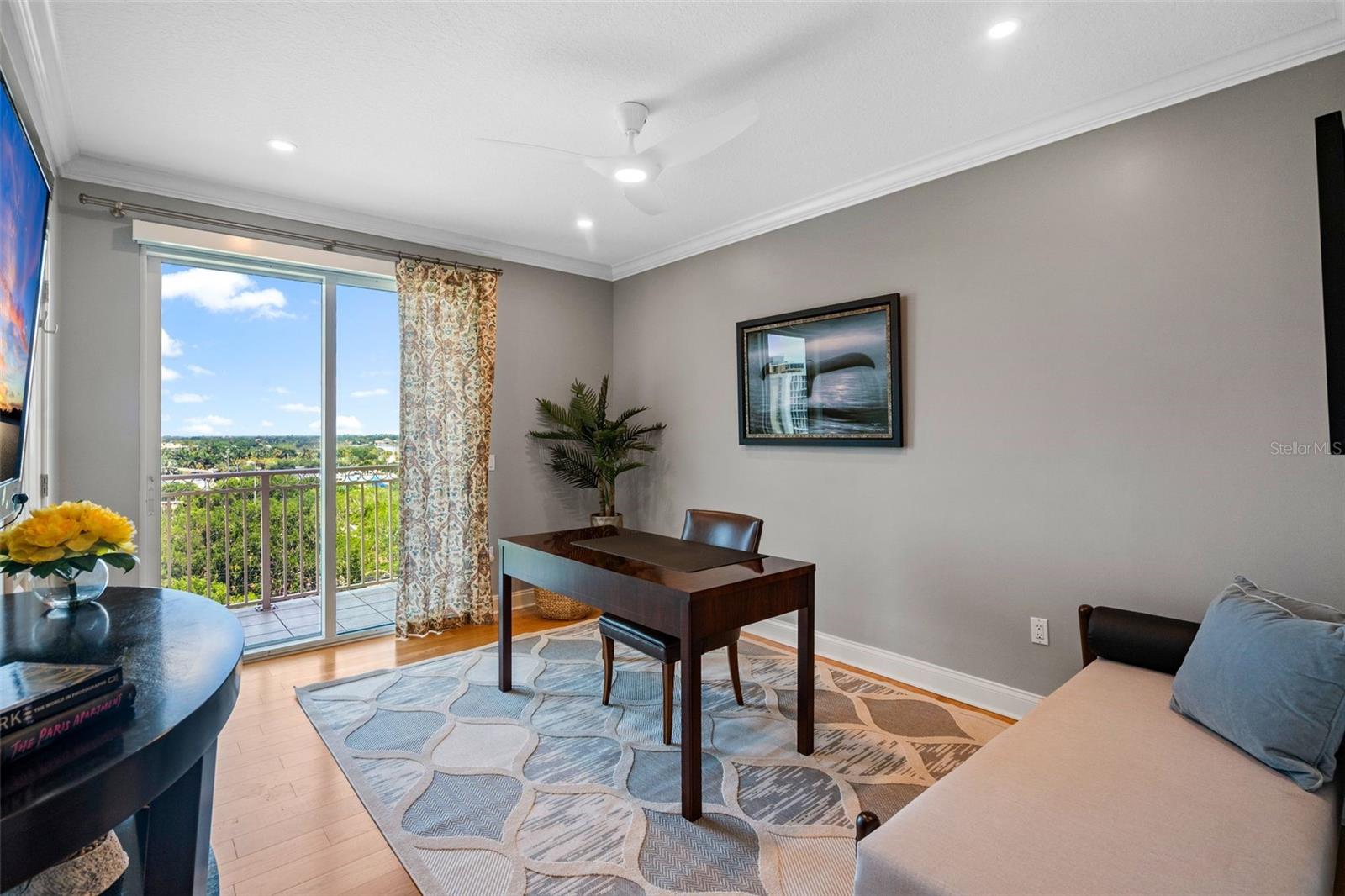 VINOY PLACE CONDO - Residential
