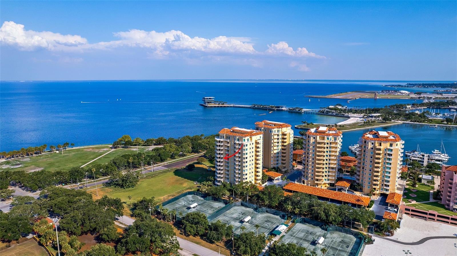 VINOY PLACE CONDO - Residential