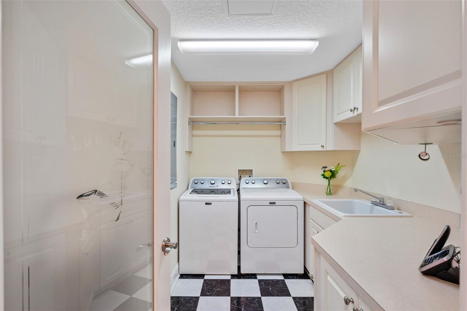 VINOY PLACE CONDO - Residential