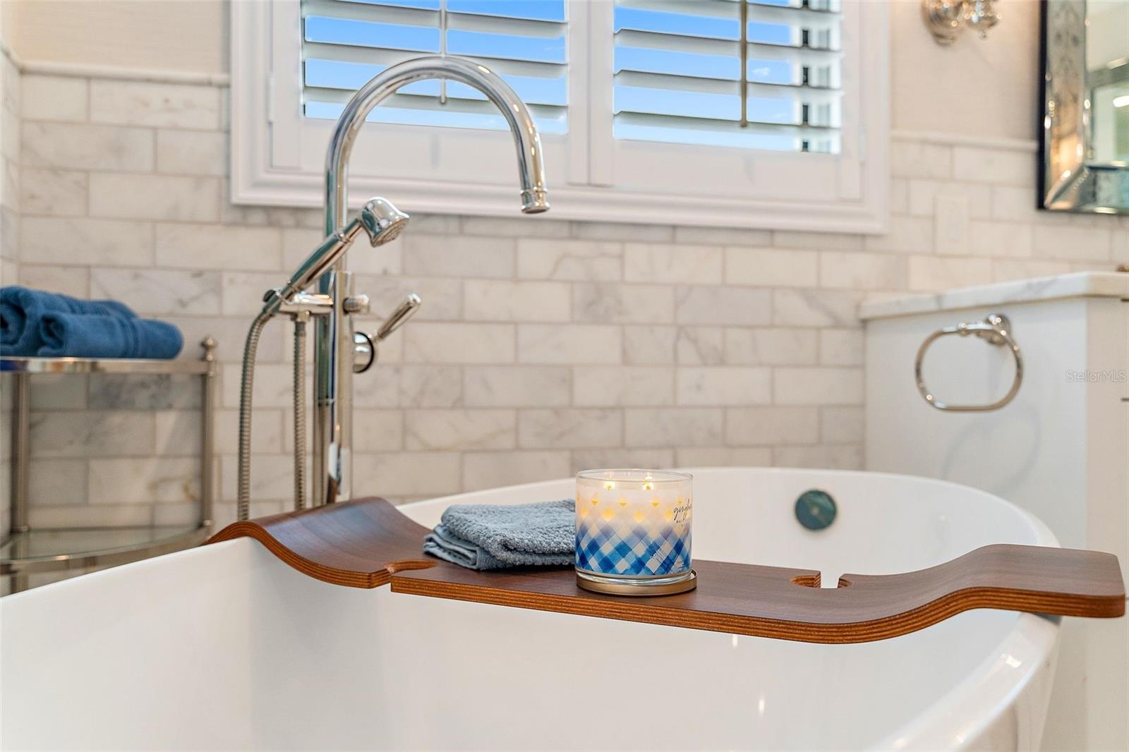 VINOY PLACE CONDO - Residential