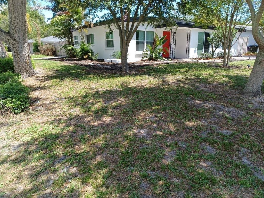 LAKE CITRUS ESTATES 1ST ADD - Residential Lease