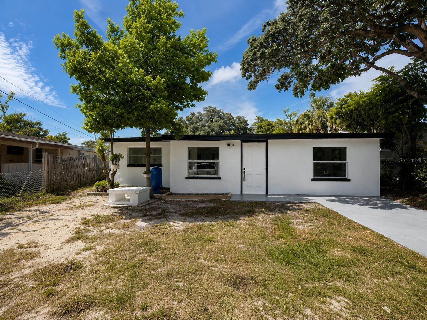 GLENDALE HEIGHTS - Residential