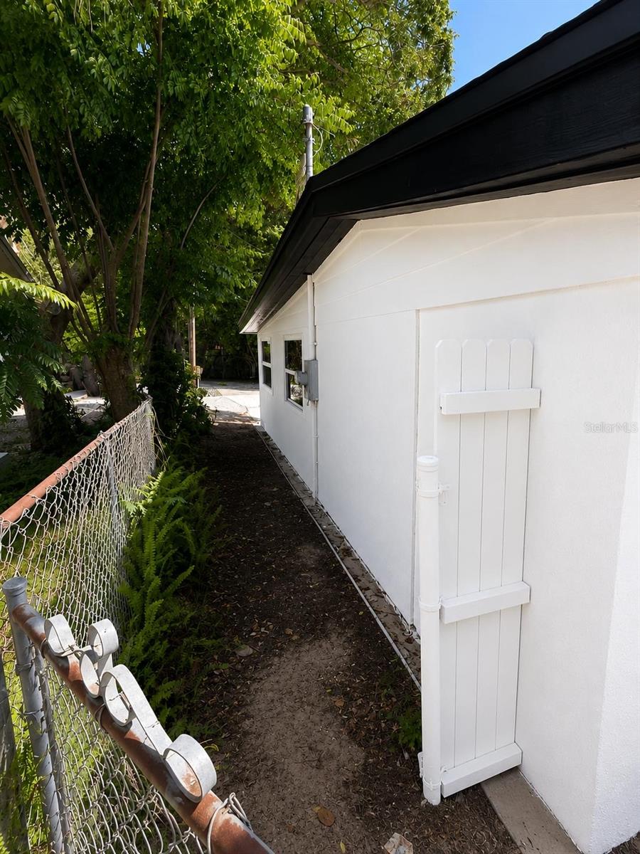 GLENDALE HEIGHTS - Residential