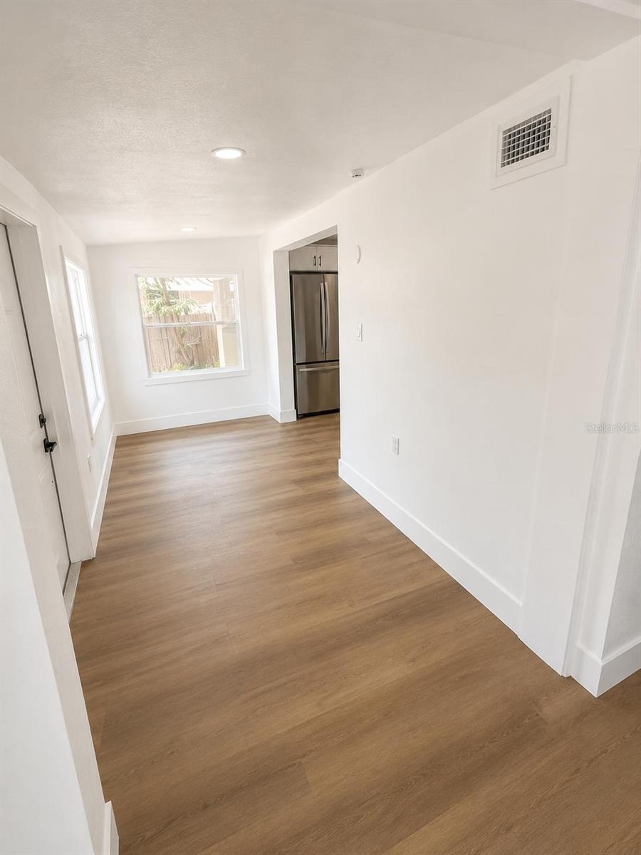 GLENDALE HEIGHTS - Residential
