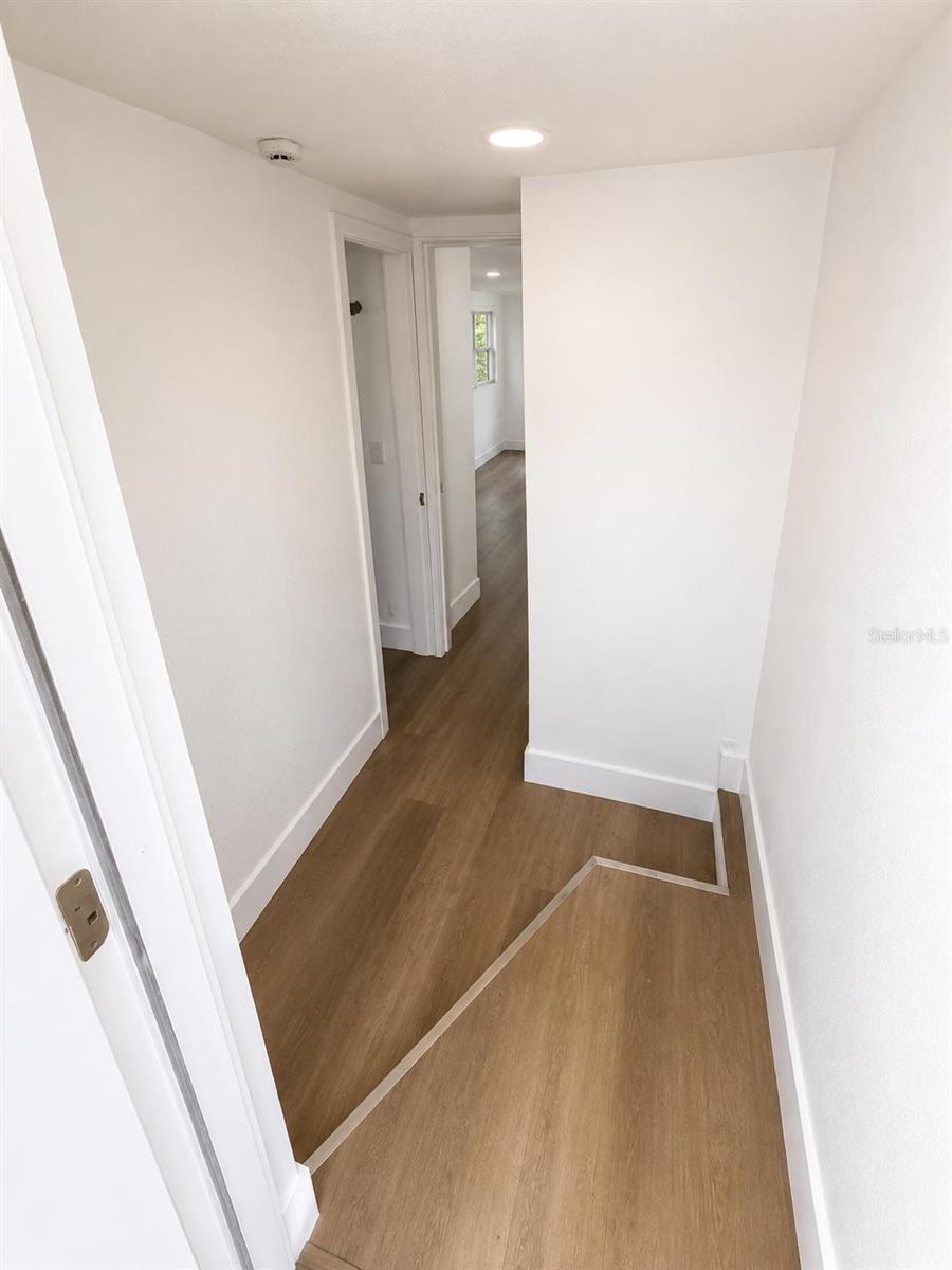 GLENDALE HEIGHTS - Residential