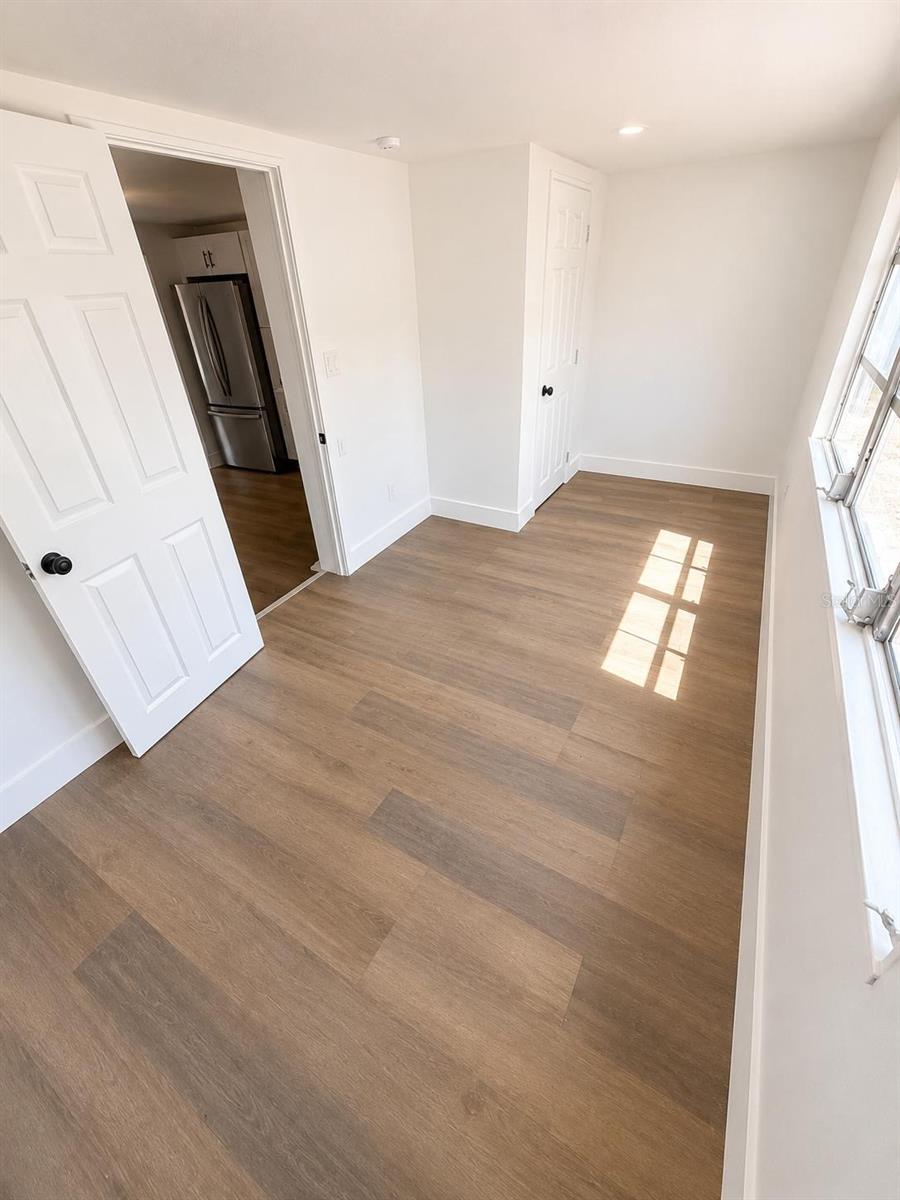 GLENDALE HEIGHTS - Residential