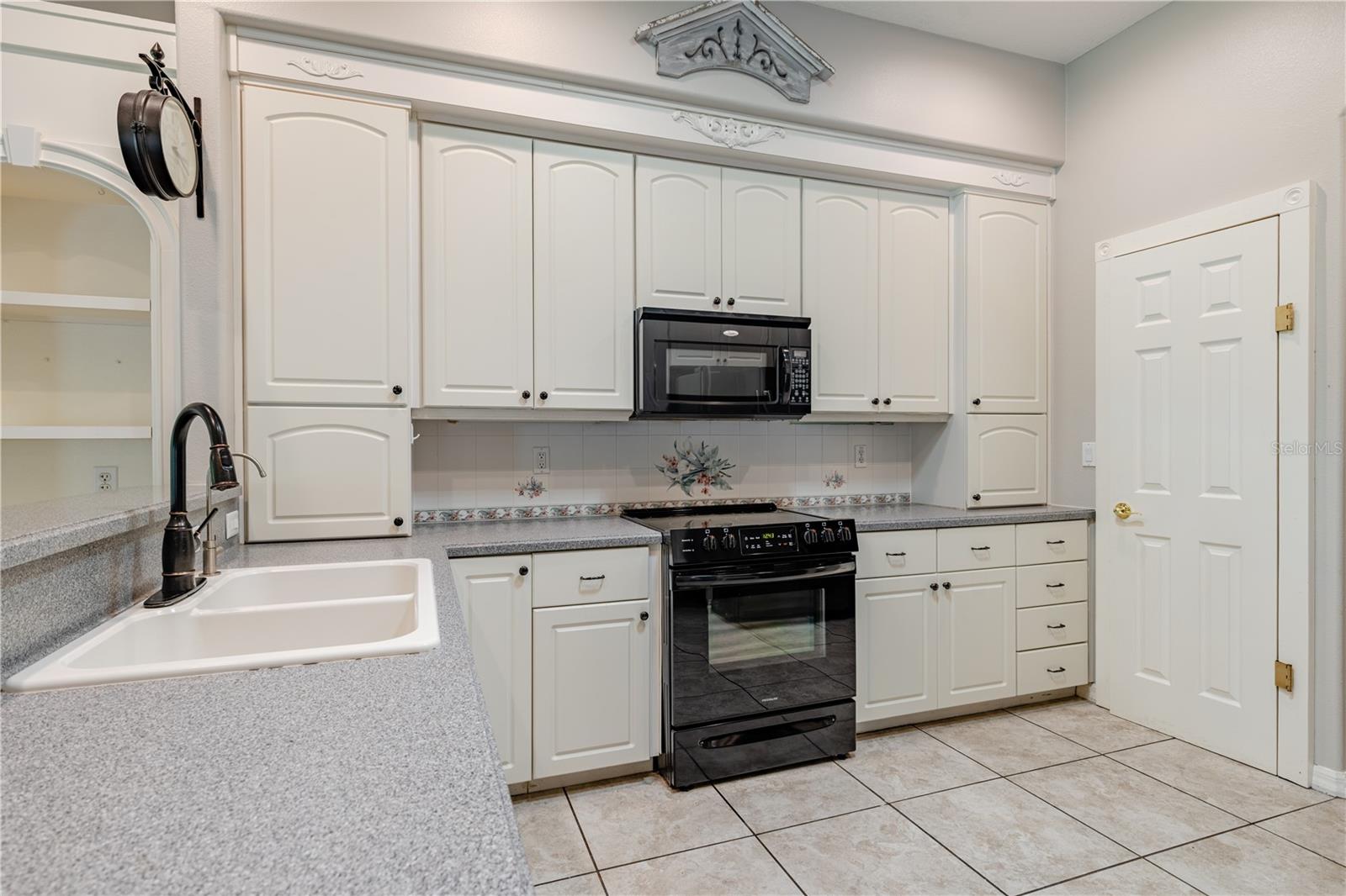 LEGACY LEESBURG - Residential