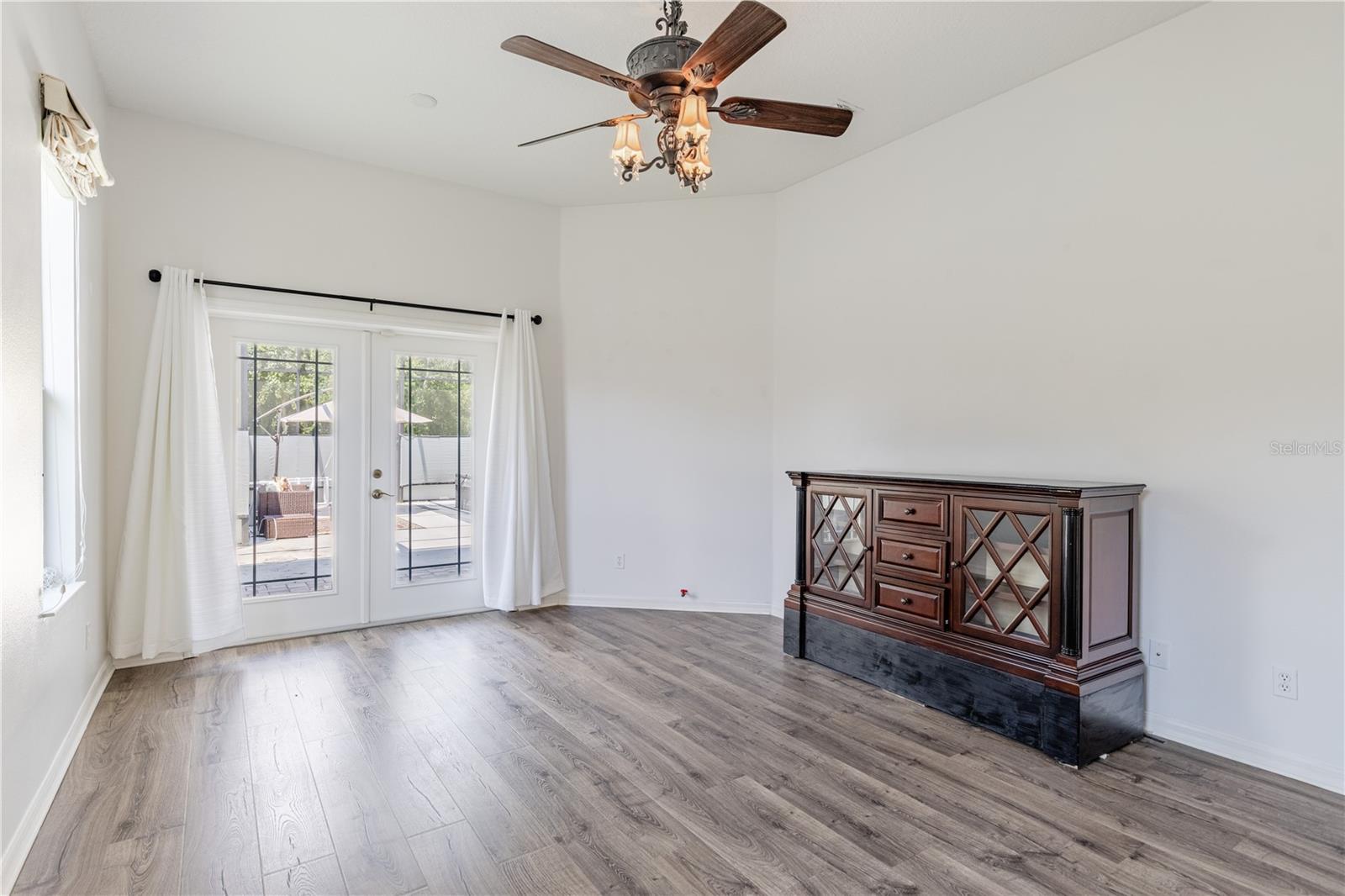 LEGACY LEESBURG - Residential
